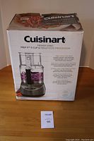 Front side of the food processor box showing the product image, brand, model, and capacity information.