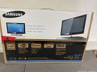 TV box showing Samsung branding and TV specifications including Energy Star, Wide Color, 3 HDMI ports, swivel stand, and SRS TruSurround HD audio.