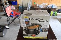 Hamilton Beach Stay or Go slow cooker box showing product image and branding on front.