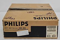Original cardboard box for Philips HiFi 900 Series CDC 935 VCR, showing model numbers and brand on side.