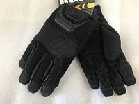 Photo of the pair of black Ringers Rope Gloves showing padded details and textured grip areas.