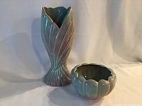 Both the vase and planter bowl shown together with clear view of design, size and color