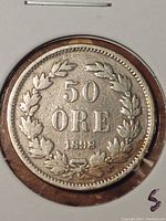 Front side of the 1898 Sweden 50 Öre coin showing denomination and laurel wreath detail.