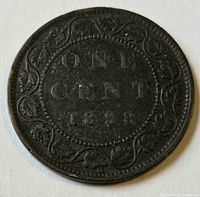 Reverse side of the 1898 Canadian large penny showing the denomination 'ONE CENT' above the year '1898' surrounded by a maple leaf wreath.