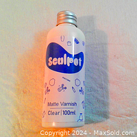 Front view of the Sculpot Matte Varnish 100ml bottle showing brand, product name and volume.