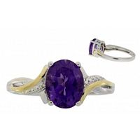 Front view close-up showing oval purple amethyst set in a two-tone gold twist band