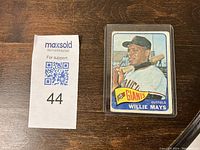 Front side of the card showing Willie Mays in San Francisco Giants uniform with team and position labels.