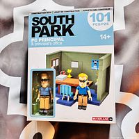 Front of the boxed South Park PC Principal & Principal's Office set showing figure and buildable office.