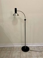 Full view of lamp front