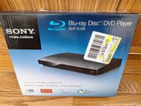 Box of Sony Blu-ray Disc/DVD Player BDP-S185 showing product image and branding.