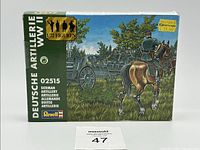 Front and side views of Revell German artillery figures plastic model kit box showing artwork with horse, artillery piece, and soldier figures in 1/72 scale. Box labeled 02515 Deutsche Artillerie WW II.