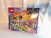 Front of LEGO Friends 41130 box showing artwork and set details