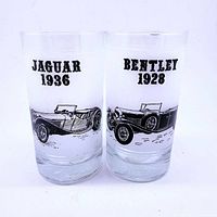 Front view showing Jaguar 1936 and Bentley 1928 graphics on both glasses