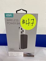 Front of ESR wireless power bank box showing product image, branding and key features including 10,000 mAh capacity and MagSafe compatibility.