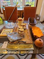 Overview of all items displayed on glass table