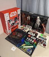 Full overview of Star Wars items including advent calendar, action figures, and books.