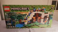 Front of the LEGO Minecraft The Waterfall Base box, showing set image, branding, age recommendation (8+), piece count (729).