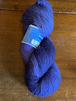 Full view of the skein including partial label