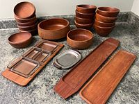 Overview of all bowls, trays and dishes on countertop