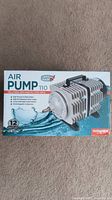 Box of Active Aqua Air Pump 110 model with 12 outlet label and water splash imagery on front
