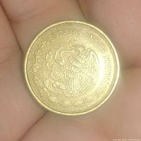 Obverse of the coin showing Mexican national emblem and text 'ESTADOS UNIDOS MEXICANOS'.