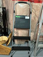 Front view of the 3-step ladder showing its structure and steps.