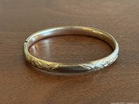 Full view of outer engraved design