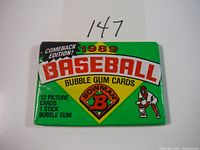 Front of 1989 Bowman Baseball wax pack with bubble gum and baseball card graphics