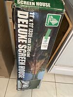 Box of Hilary Deluxe Screen House showing size 11x11 ft (335cm x 335cm)