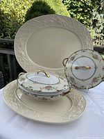 Overall view of two platters and two covered servers