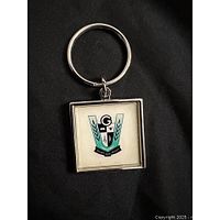 Front view showing crest design