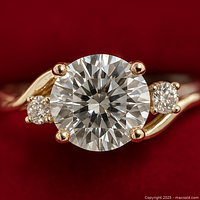 Front view close-up showing center and side diamonds