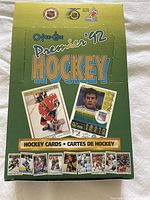 Front of green 1992 O-Pee-Chee Premier Hockey box featuring hockey players and logos