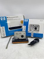 HP Photosmart M425 digital camera, digital camera dock, USB cable, wrist strap, with original boxes