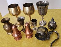 Photo showing all items from the front with good lighting.