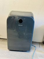 Front view of unit with top vent closed