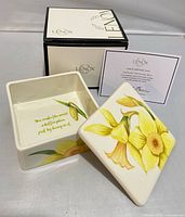 Box with lid, outer box, certificate displayed