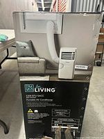 Box front showing product image, brand, and cooling capacity specifications.