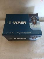 Box front with Viper branding and product image of remote key fob.