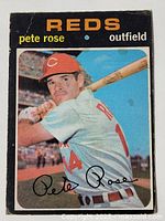 Front view of 1971 O-Pee-Chee Pete Rose baseball card showing batting pose and printed autograph on card front.