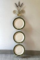 Full view with plates showing capacity