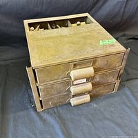 Closed view of the metal 3 drawer cabinet