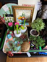 overview of lot showing painting, board, tray, artificial plants, small décor pieces