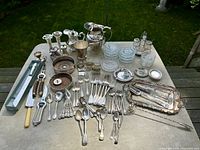 Overview of full lot arranged on table