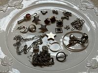 Overview of all jewelry items on plate