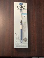 Front side of Oral-B Clic toothbrush box showing brand, model, and toothbrush image