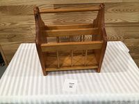 Front view showing handle, dividers and dowel slats