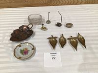 Group view of all items in lot