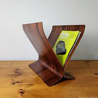 Three-quarter view with magazine inside