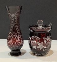 vase and honey pot side by side showing overall design
